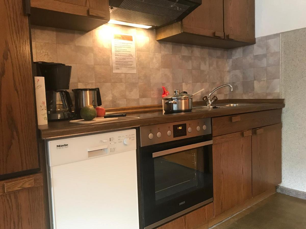 Pony-Ziegen-Hasen-Ranch Bichlbach Appartement Buitenkant foto